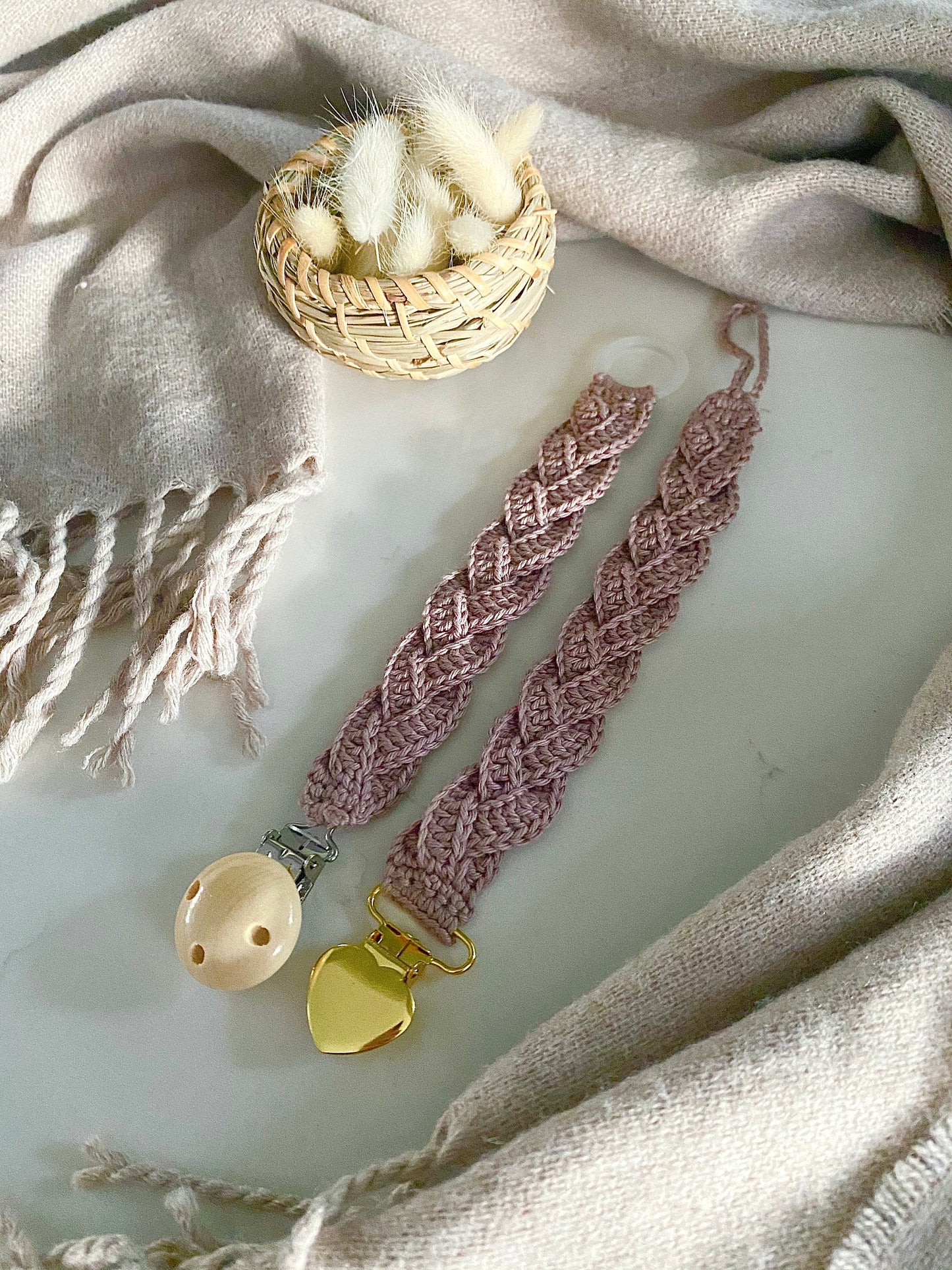 Crochet pattern Pacifier holder / Braided Pacifier holder