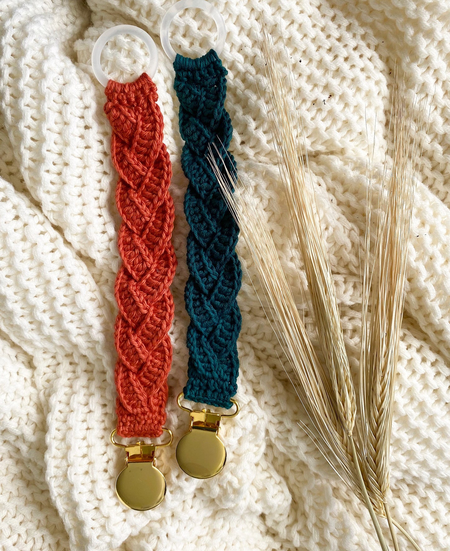 Crochet pattern Pacifier holder / Braided Pacifier holder