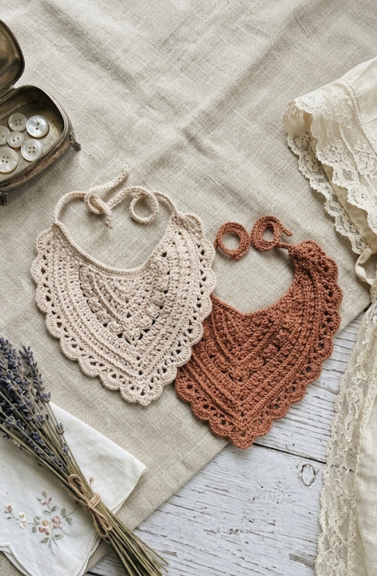 Lovely pointed bib Crochet Pattern