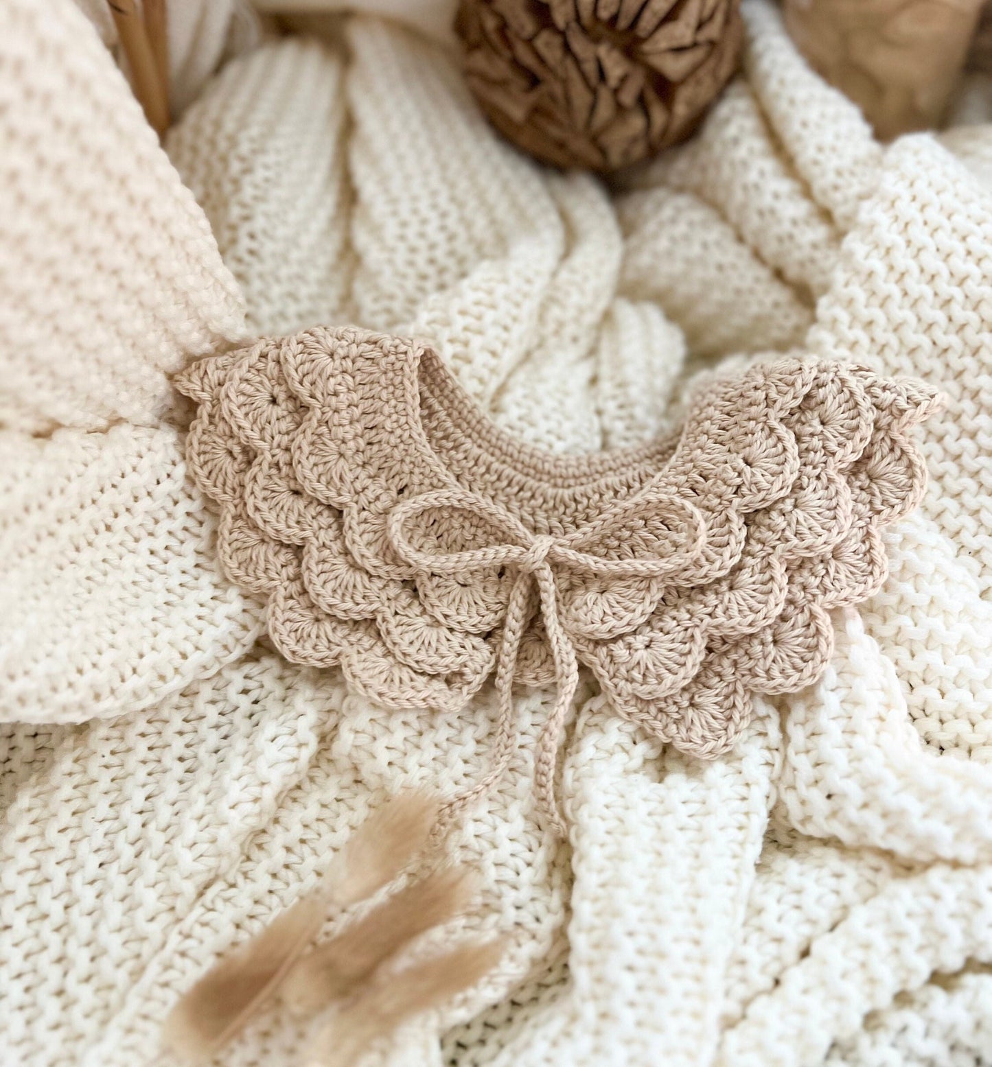 Crochet Pattern Cutie collar, English US Terms