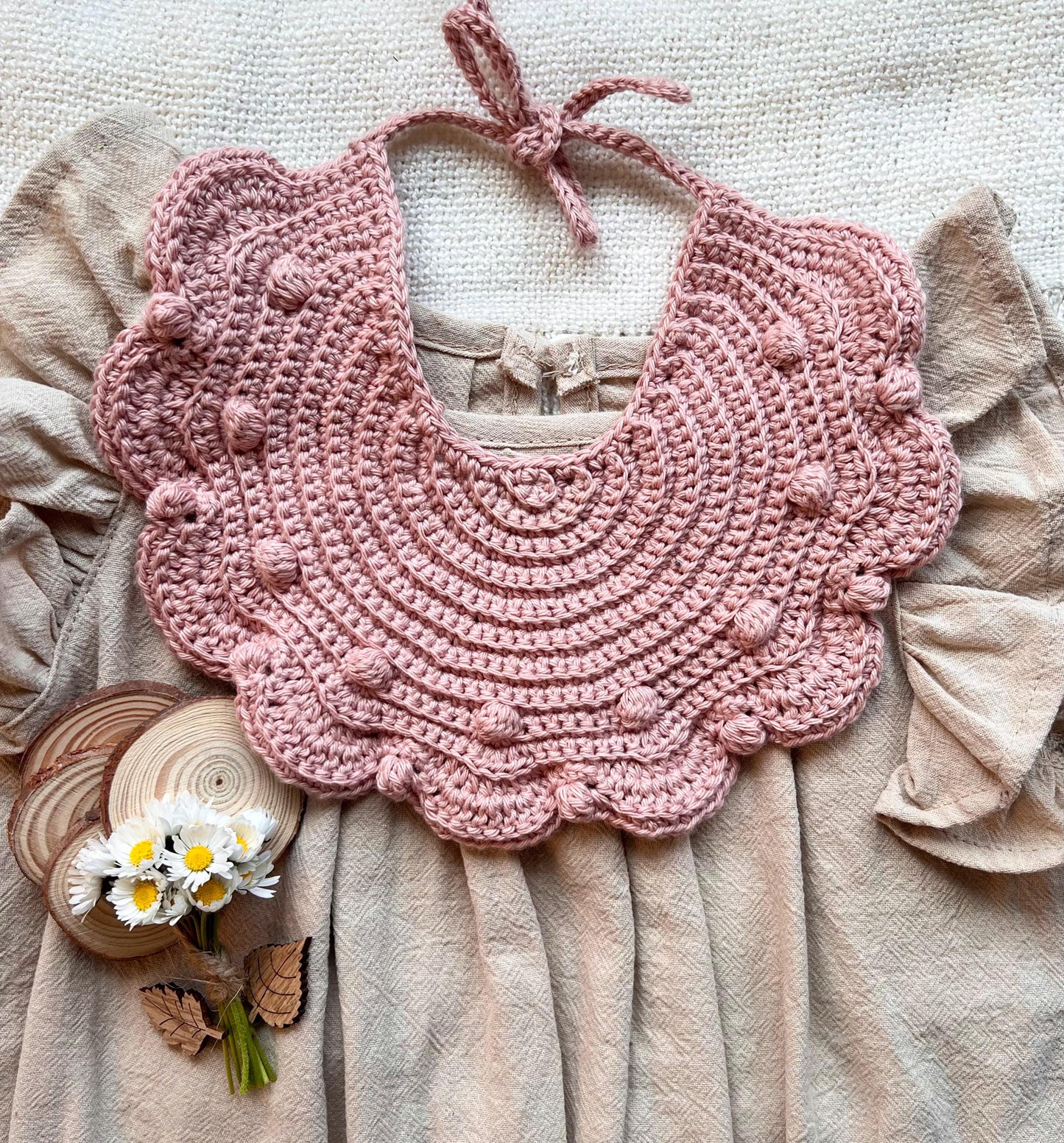 Daisy Bib crochet pattern- English Us-Terms
